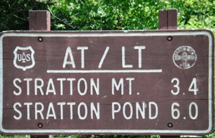 Stratton Mtn trailhead signst